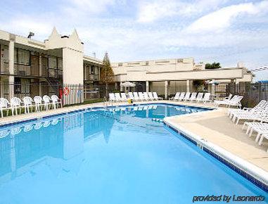 Super 8 By Wyndham Camp Springs/Andrews Afb Dc Area Hotel Exterior photo